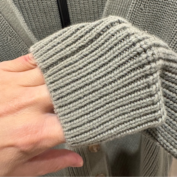 Quince Agave Organic Cotton Oversized Boyfriend Cardigan Sweater sz S Womens - Picture 5 of 7